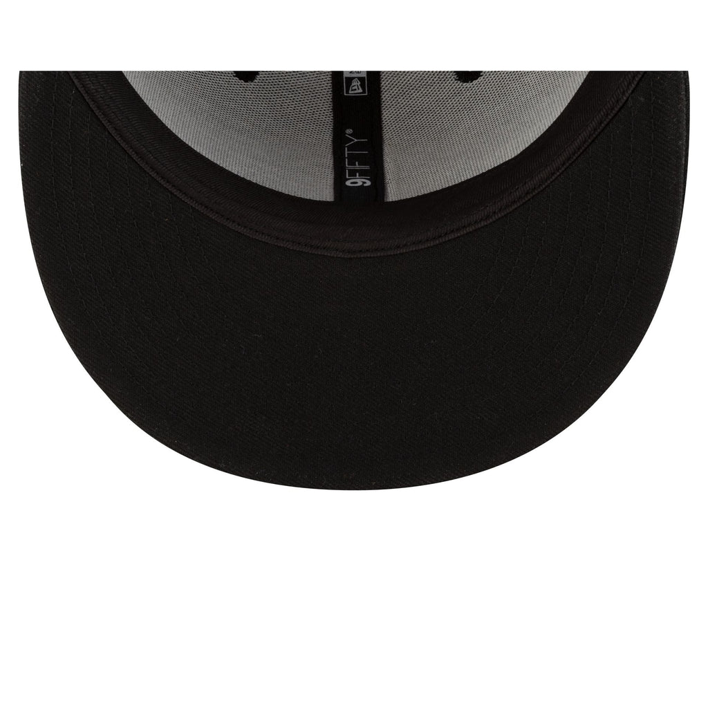 Los Angeles Chargers Black On Black 9FIFTY Snapback Hat