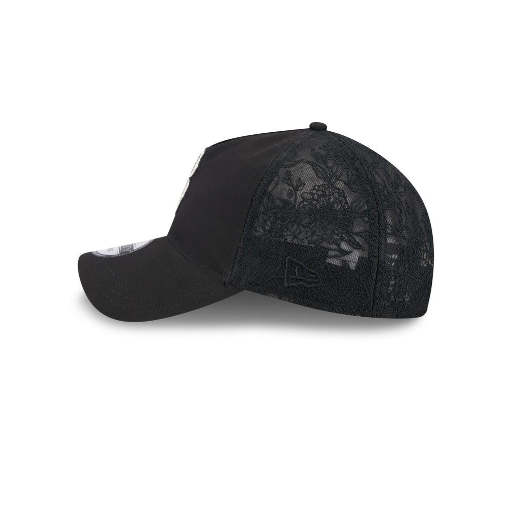 Boston Red Sox Embroidered Mesh 9TWENTY A-Frame Adjustable Hat