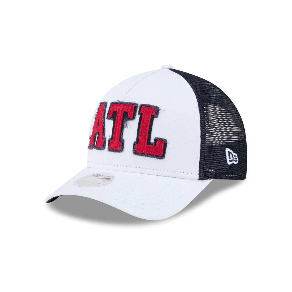 Atlanta Braves Optic White Felt Logo Women's 9FORTY M-Crown A-Frame Trucker Hat