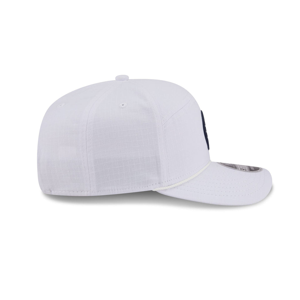 Atlanta Braves Circle Logo White Split Panel 9SEVENTY Stretch-Snap Hat