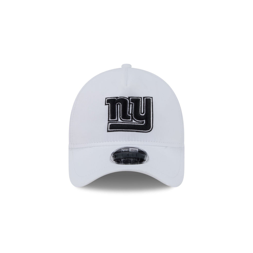 New York Giants White 9FORTY APEX Snapback Hat