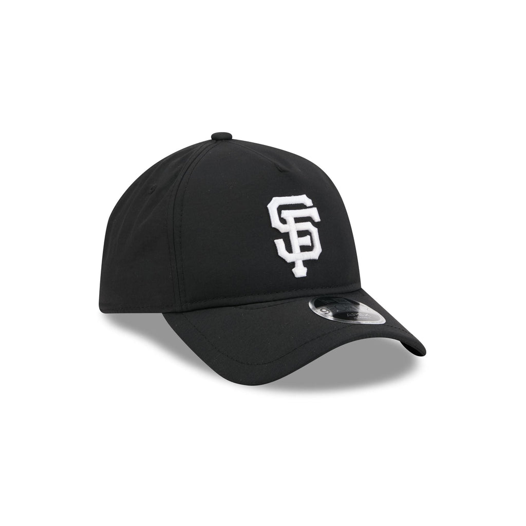 San Francisco Giants Black 9FORTY APEX Snapback Hat